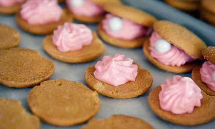 Oyster “Pearl” Cookies