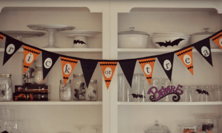 Pottery Barn Inspired No-Sew Halloween Bunting