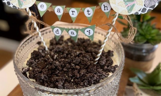 Easy Oreo Dirt Cake Trifle to Celebrate Earth Day